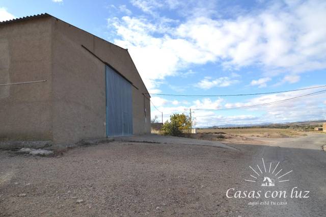 Nave industrial en Venta en Cuevas en Bárboles