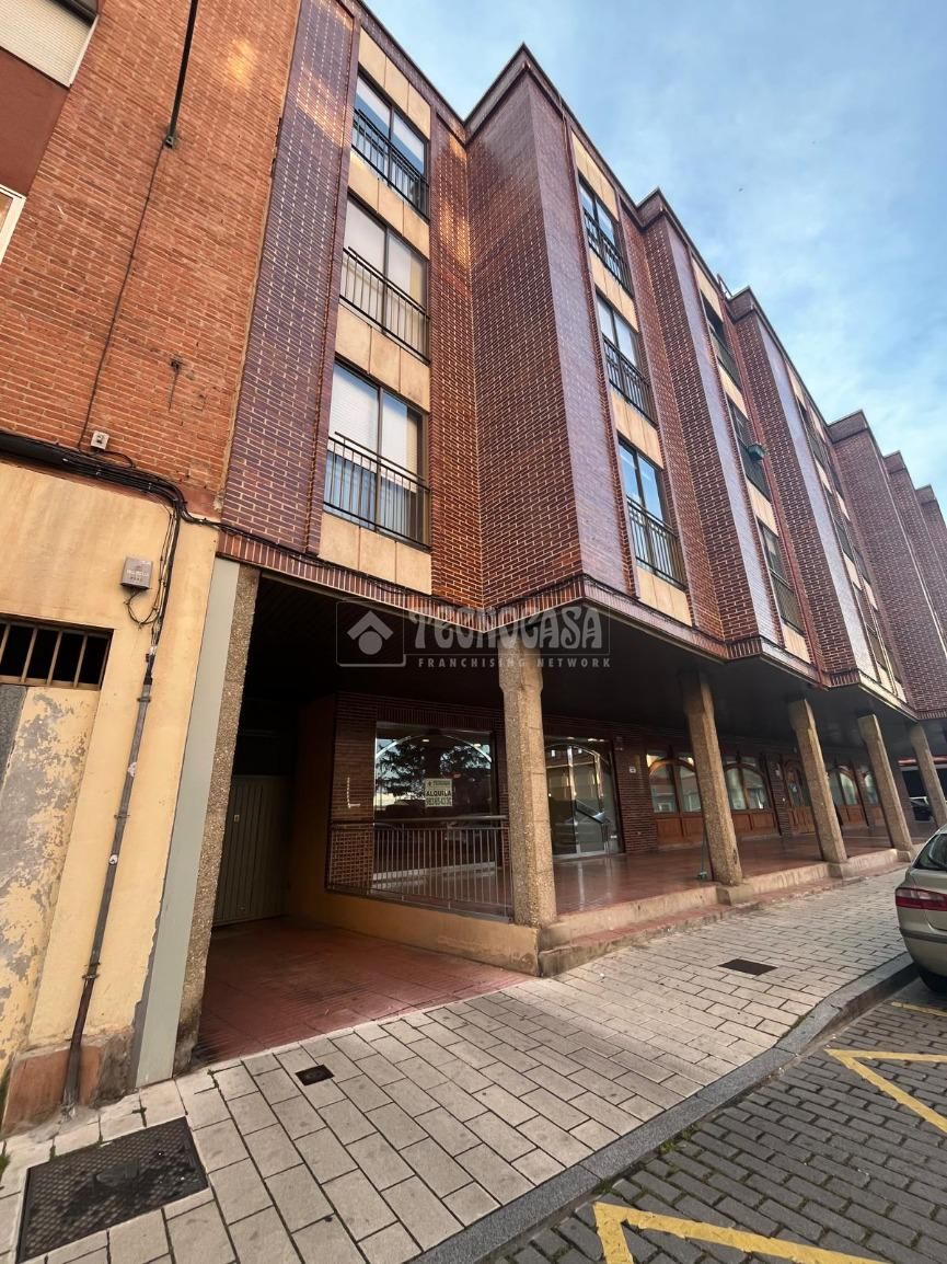 Premises to rent in La Rubia, Valladolid Capital