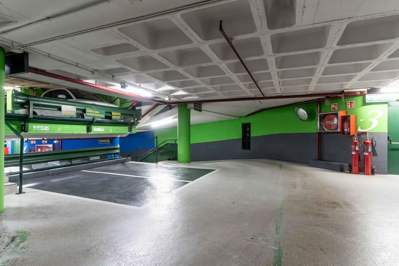 Parking of Garage for rent in Barcelona
