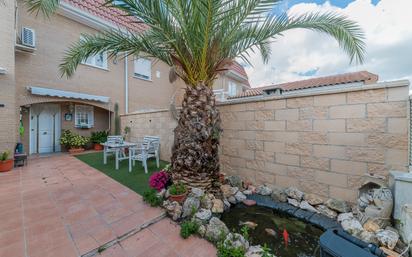 Garden of Single-family semi-detached for sale in Ugena  with Air Conditioner, Heating and Private garden