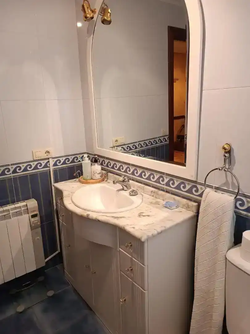 Bany de Casa adosada en venda en Villaquirán de la Puebla, Burgos