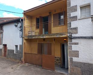 Exterior view of House or chalet for sale in Navalperal de Tormes  with Furnished