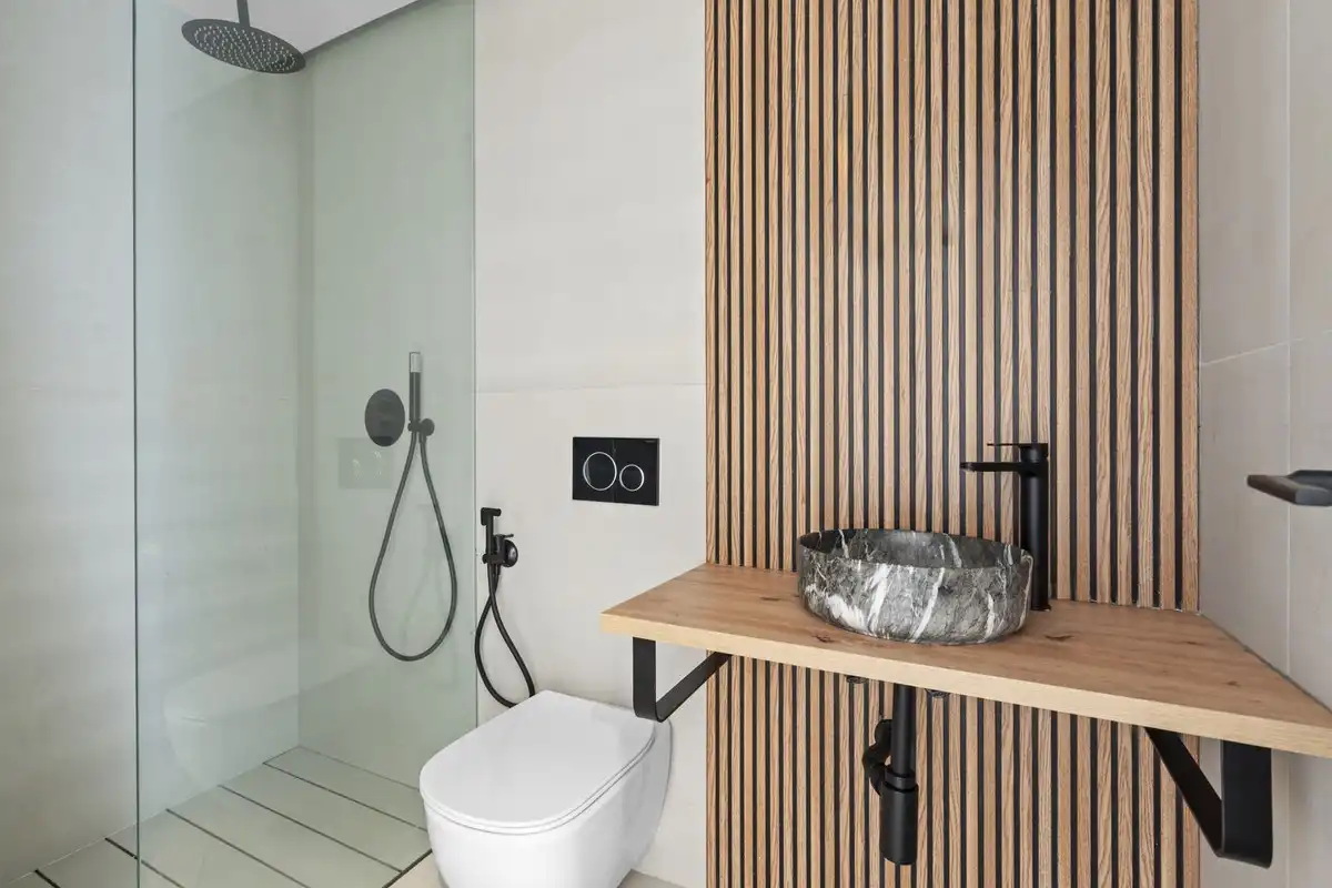 Bathroom of Attic for sale in Estepona  with Private garden, Terrace and Swimming Pool