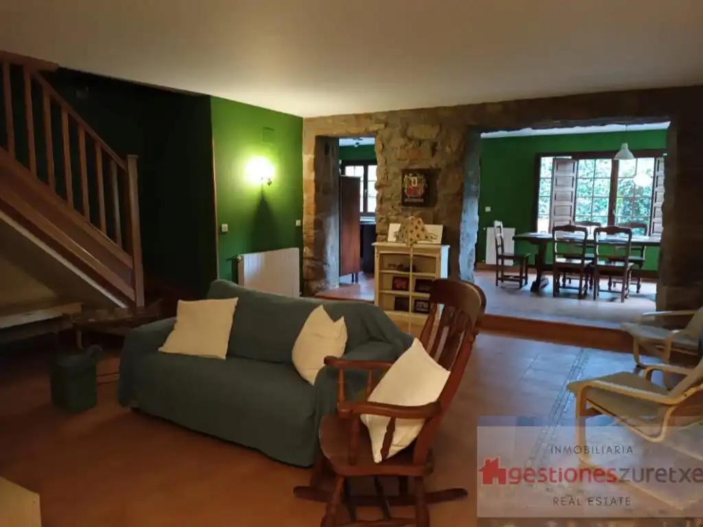 Sala d'estar de Casa o xalet de lloguer en Alonsotegi