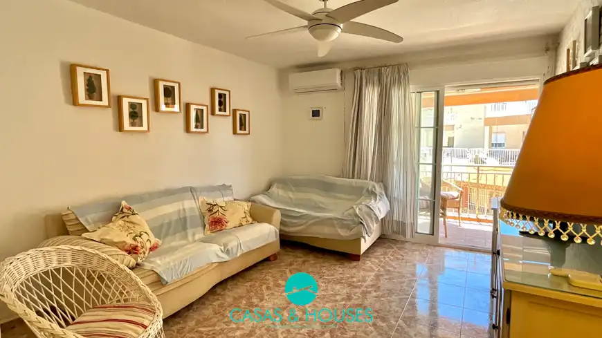 Living room of Flat for sale in La Manga del Mar Menor  with Air Conditioner, Terrace and Furnished