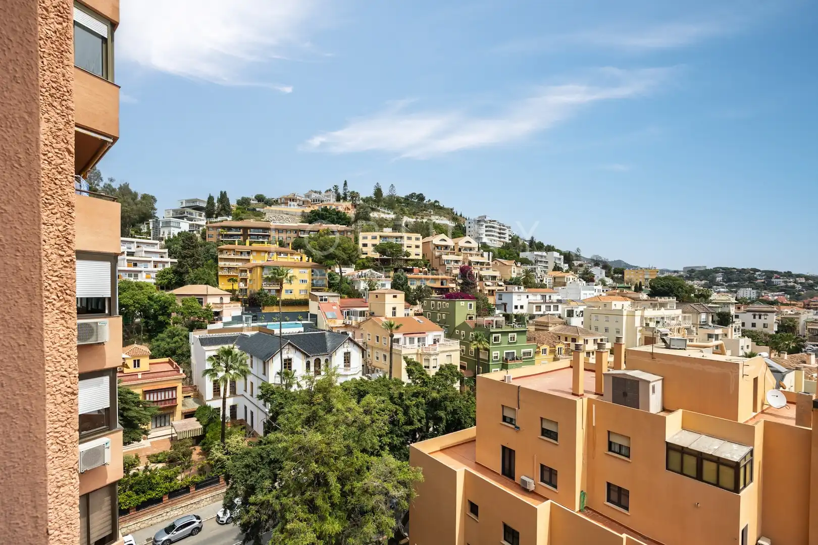 Vista exterior de Pis en venda en Málaga amb Terrassa i Traster