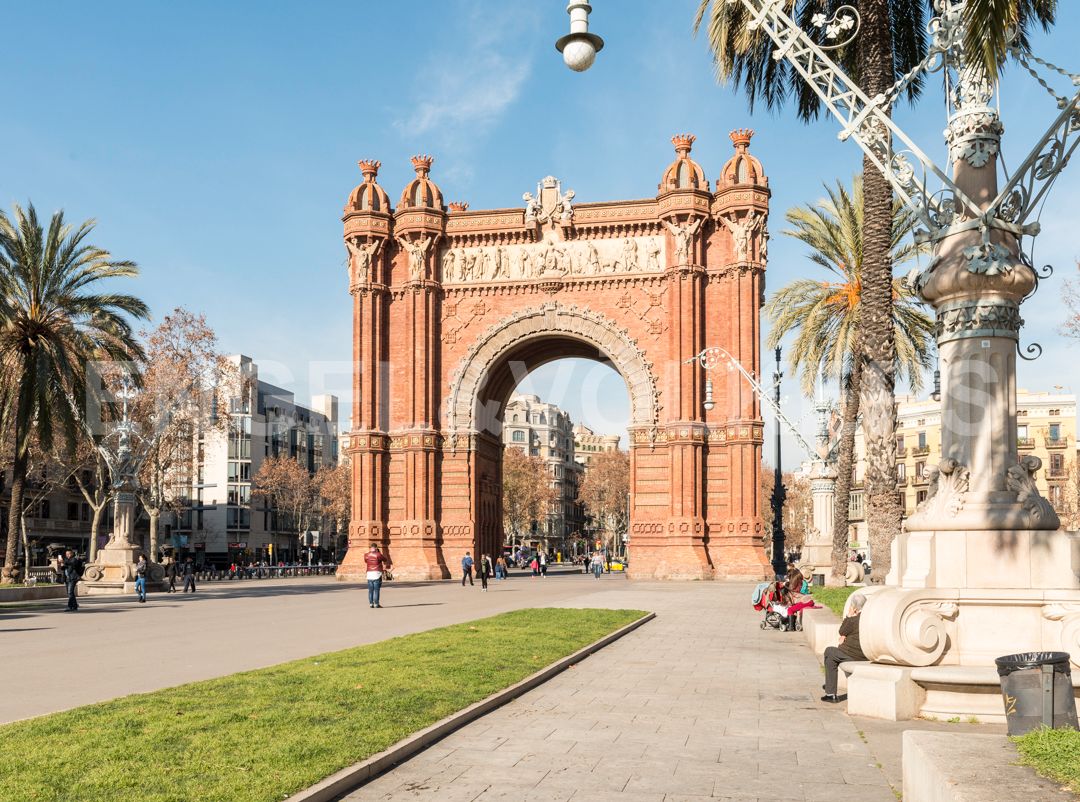 Exterior view of Garage for sale in Esplugues de Llobregat