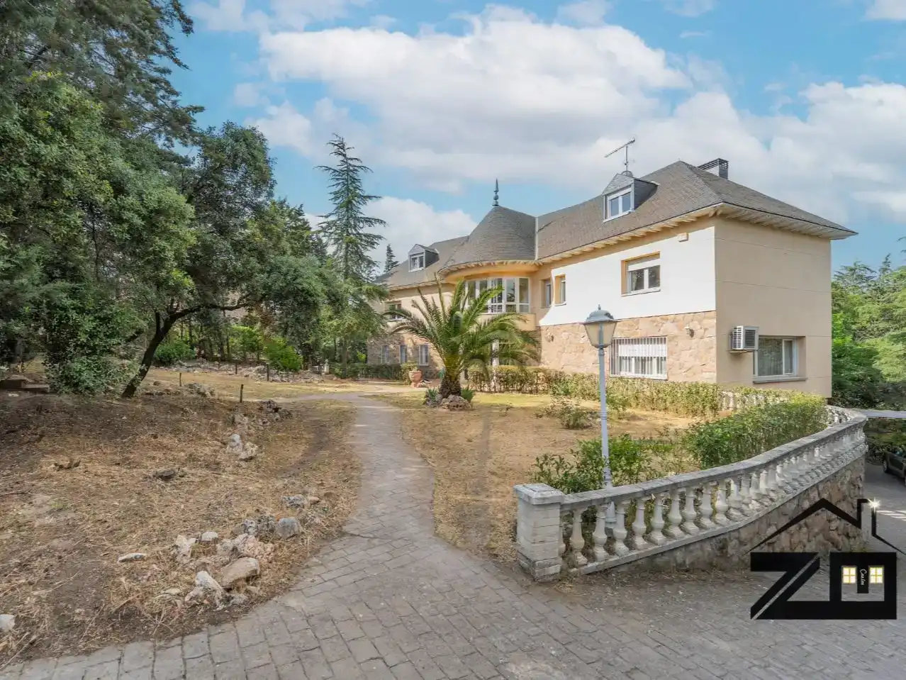 Vista exterior de Piso en venta en Molino de la Hoz