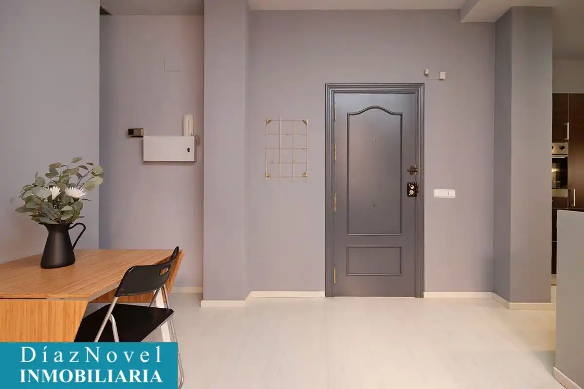 Piso con terraza en alquiler en Calle Ángel 3859, imagen 8