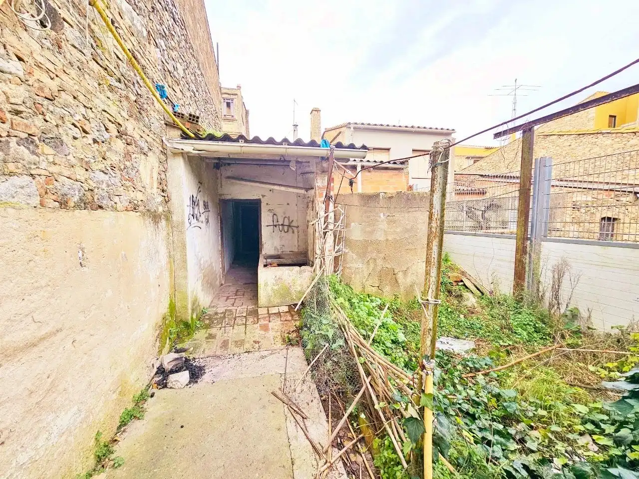 Vista exterior de Casa o xalet en venda en Girona