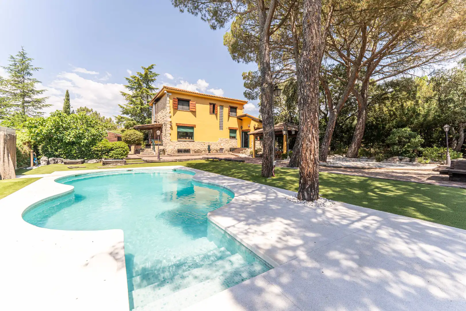 Jardí de Casa o xalet en venda en Alpedrete amb Calefacció, Jardí privat i Terrassa