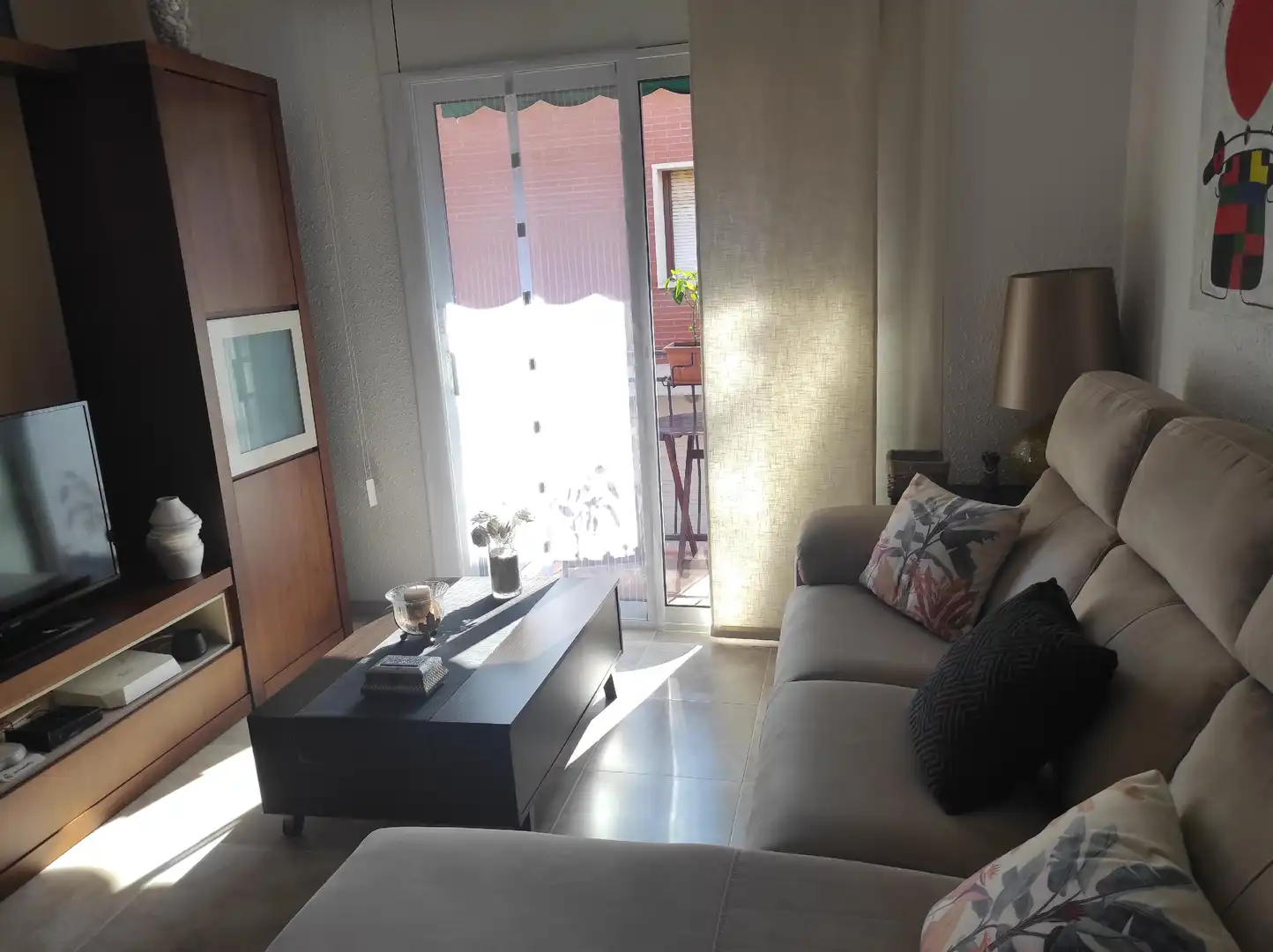Living room of Flat for sale in Sant Just Desvern  with Air Conditioner, Heating and Balcony