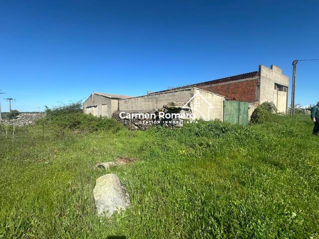 Nave industrial en Venta en Santa María de Sando