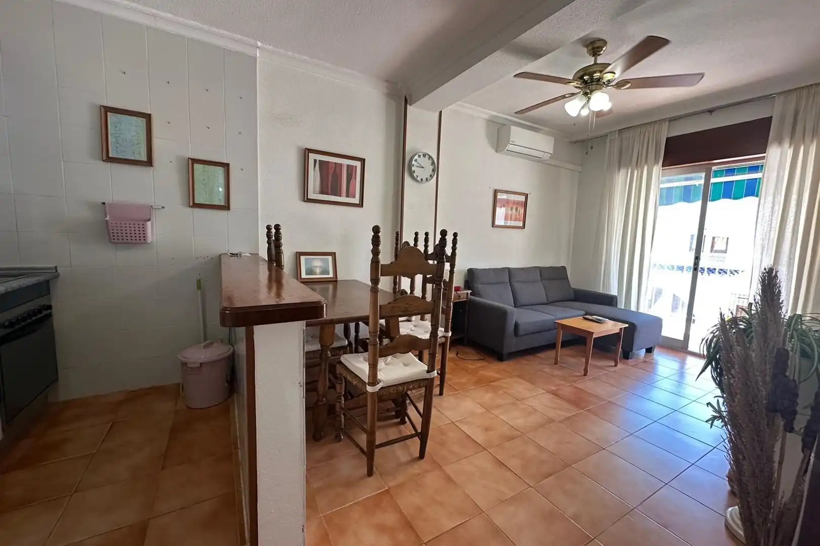 Wohnzimmer von Wohnungen zum Verkauf in Torrevieja mit Balkon