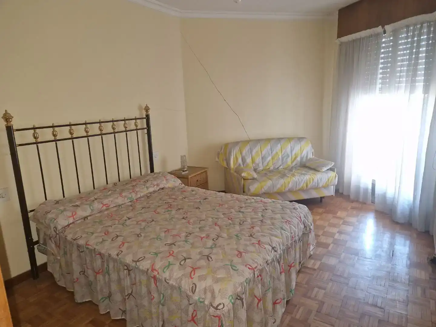 Habitación de Piso en venta en Vilagarcía de Arousa con Parquet, Piscina y Amueblado