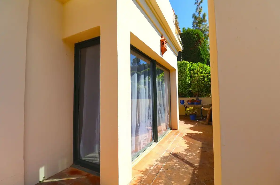 Jardín de Apartamento en venta en Benahavís con Aire acondicionado, Calefacción y Jardín privado