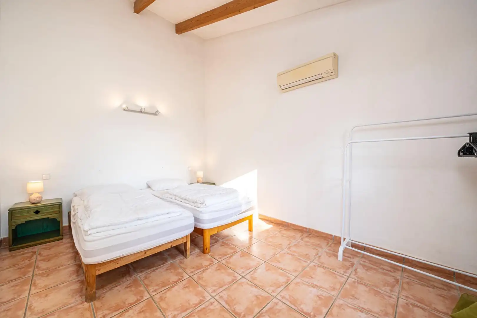 Schlafzimmer von Haus oder Chalet zum Verkauf in Son Servera mit Klimaanlage, Heizung und Privatgarten
