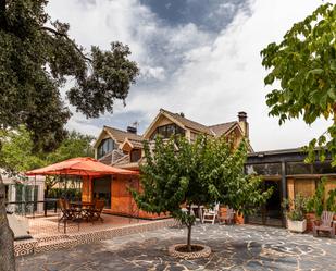 Vista exterior de Pis en venda en Nuevo Baztán amb Aire condicionat, Terrassa i Piscina