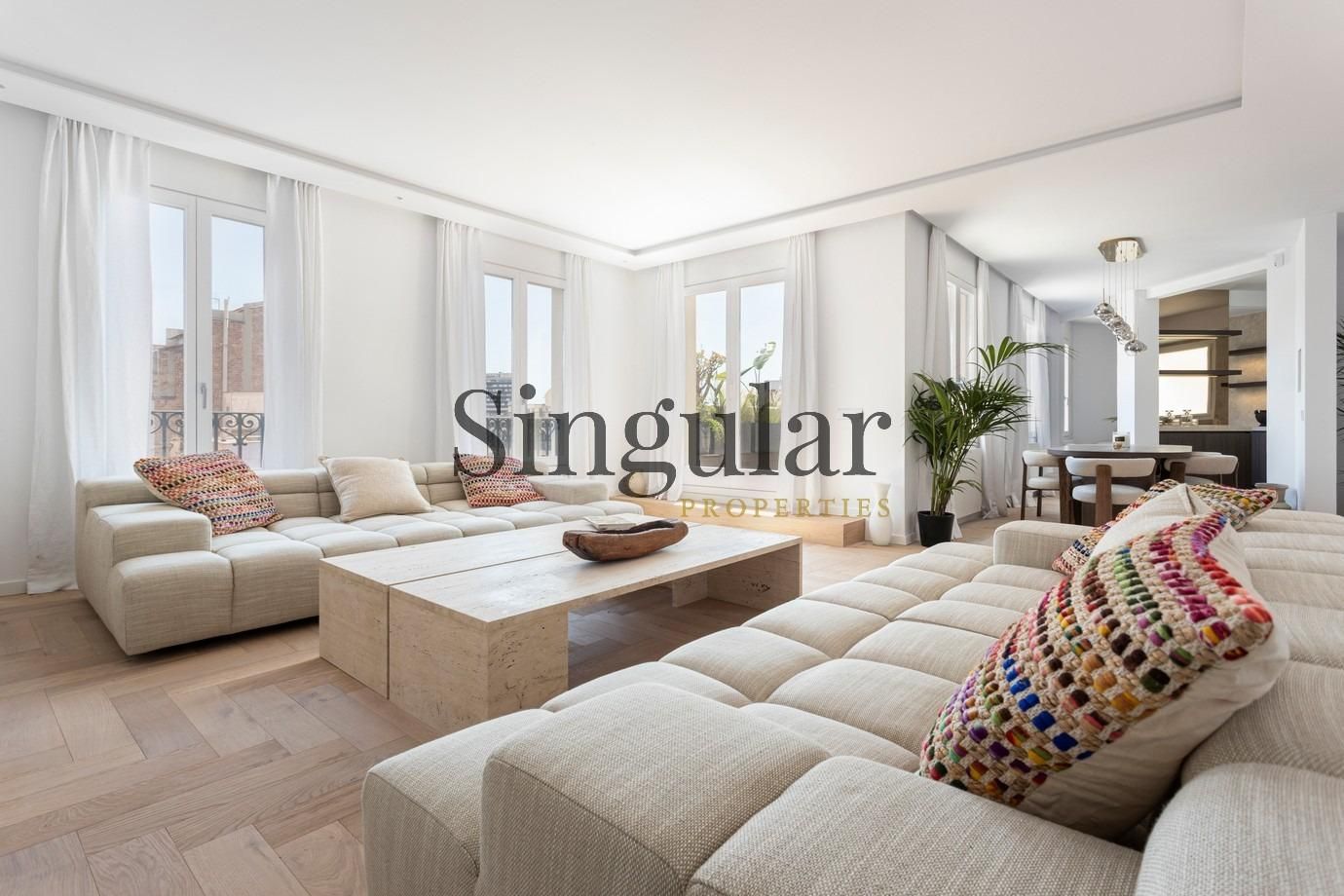 Living room of Attic for sale in  Barcelona Capital  with Air Conditioner and Terrace