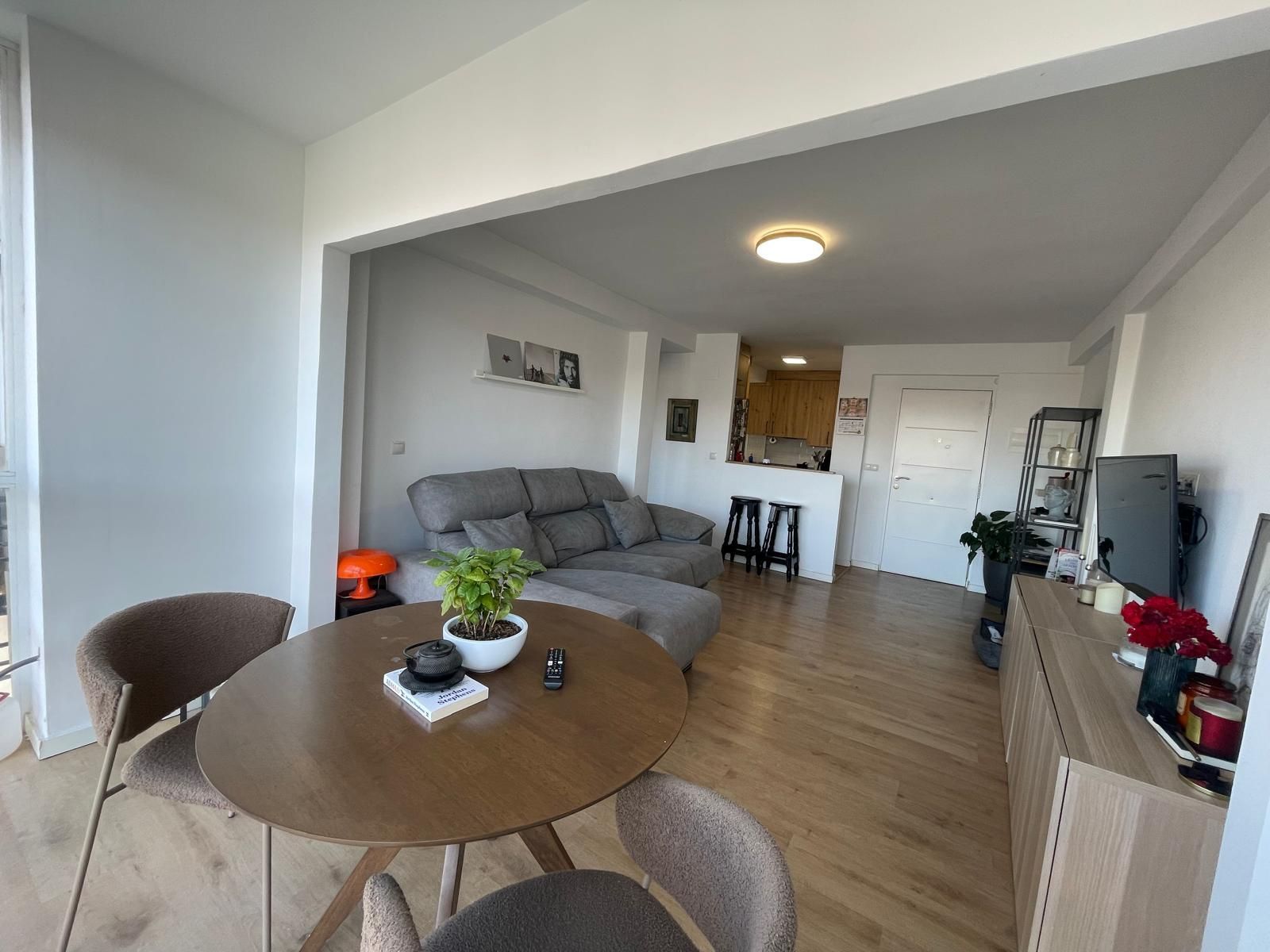 Sala d'estar de Pis en venda en Vélez-Málaga amb Aire condicionat i Moblat