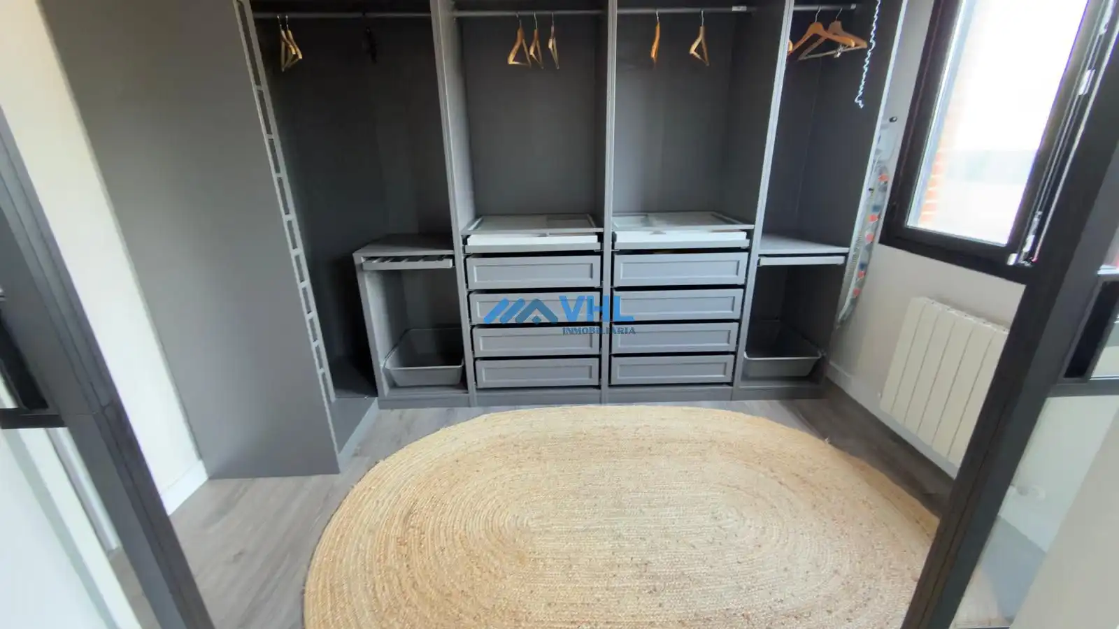 Habitación de Piso de alquiler en Castro-Urdiales con Calefacción, Terraza y Amueblado