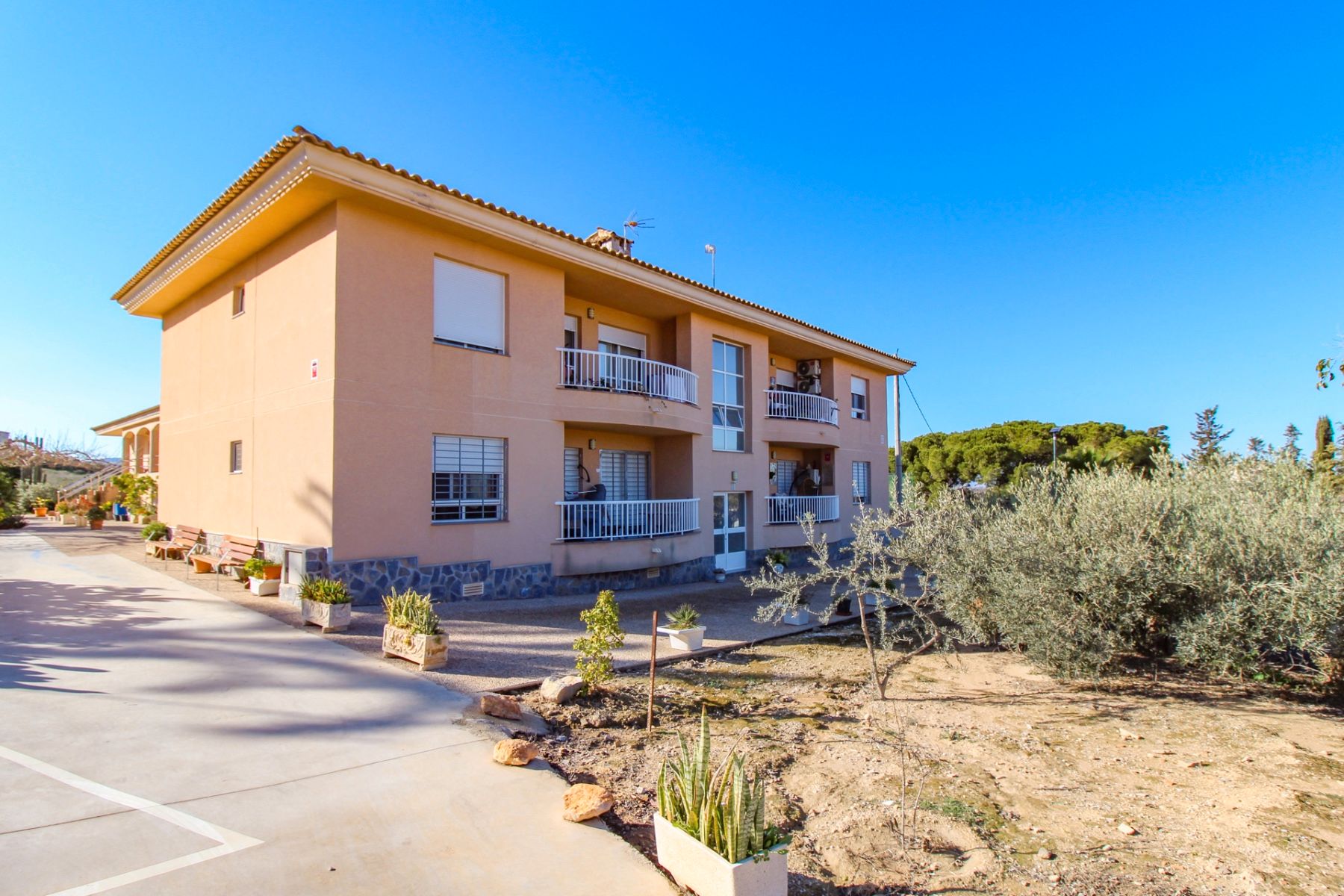 Vista exterior de Piso en venta en Cartagena con Calefacción, Terraza y Amueblado