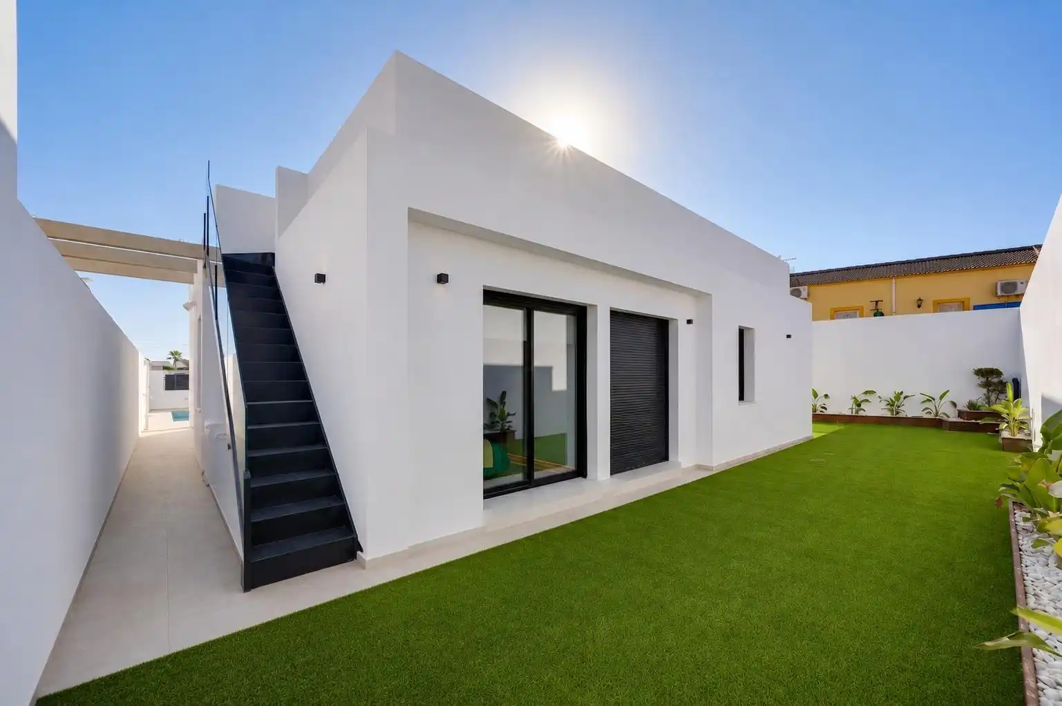 Vista exterior de Casa o chalet en venta en Los Balcones - Los Altos