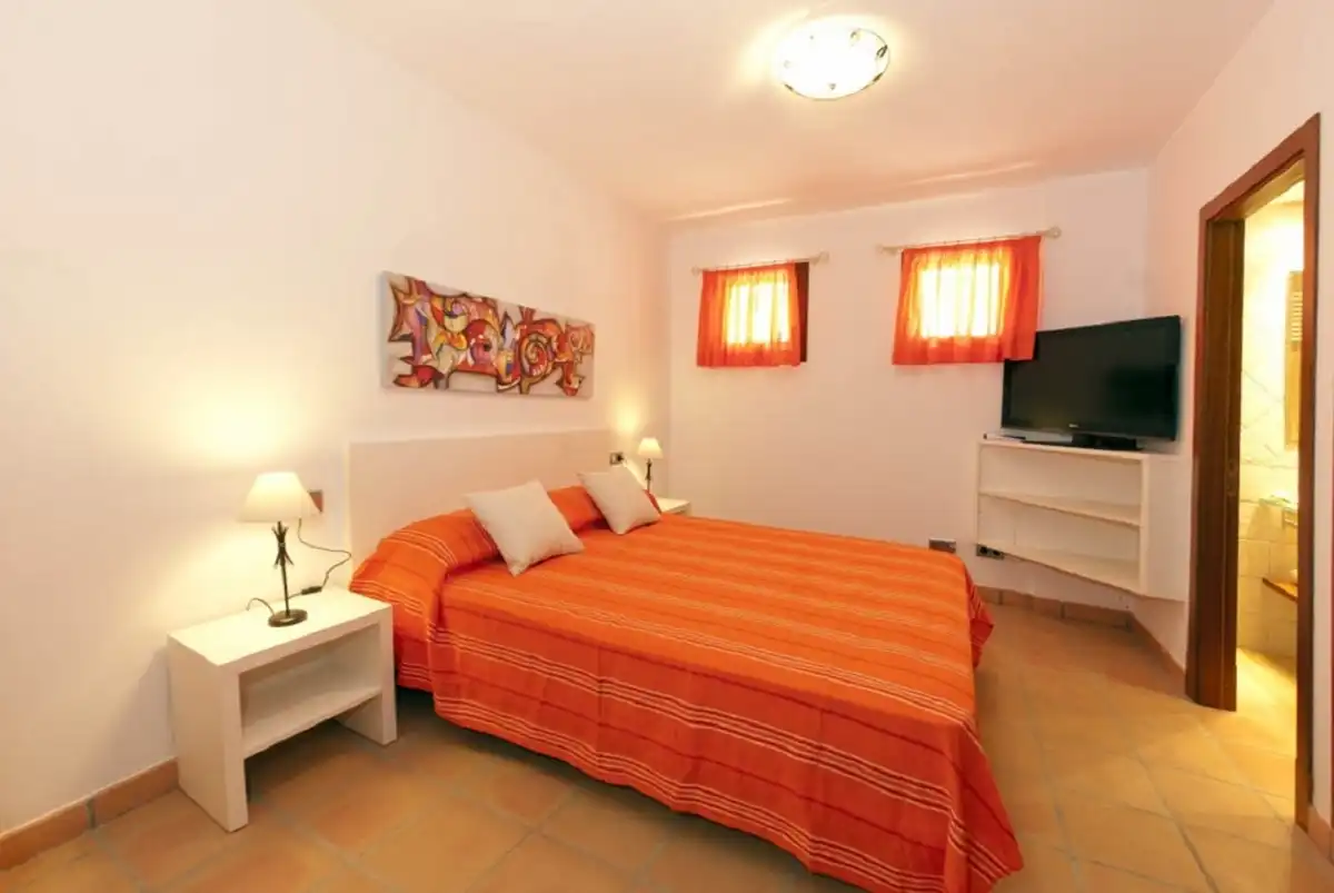 Country homes for sale in Deià
