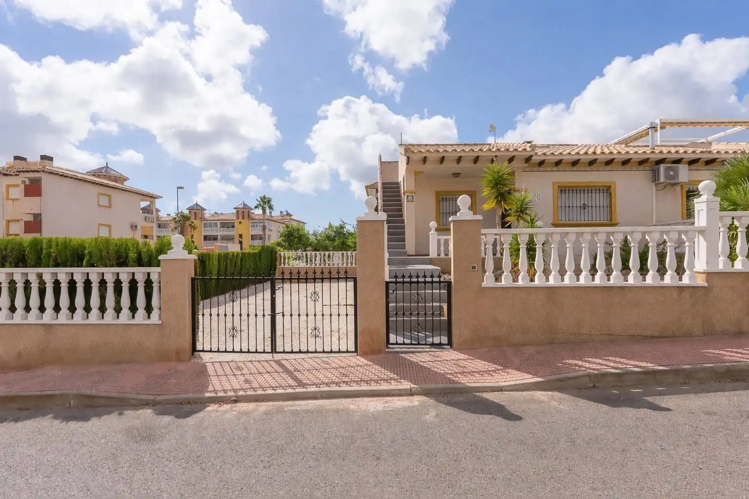 Exterior view of Houses for rent in Orihuela  with Air Conditioner, Heating and Terrace