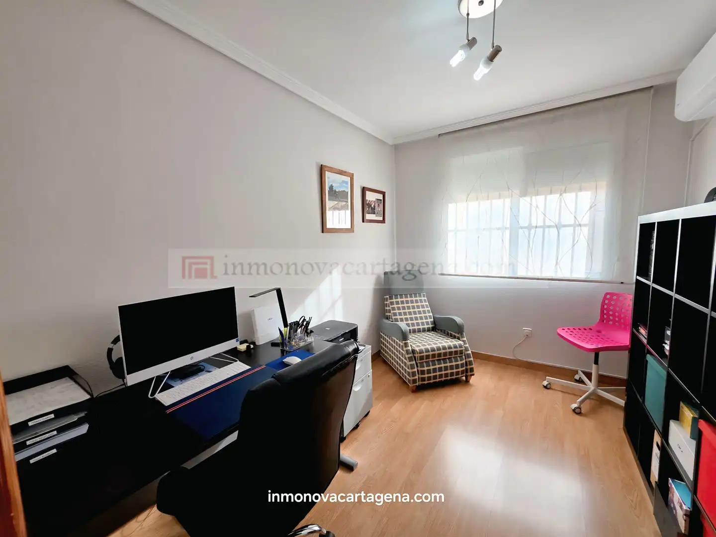 Habitación de Casa adosada en venta en Cartagena