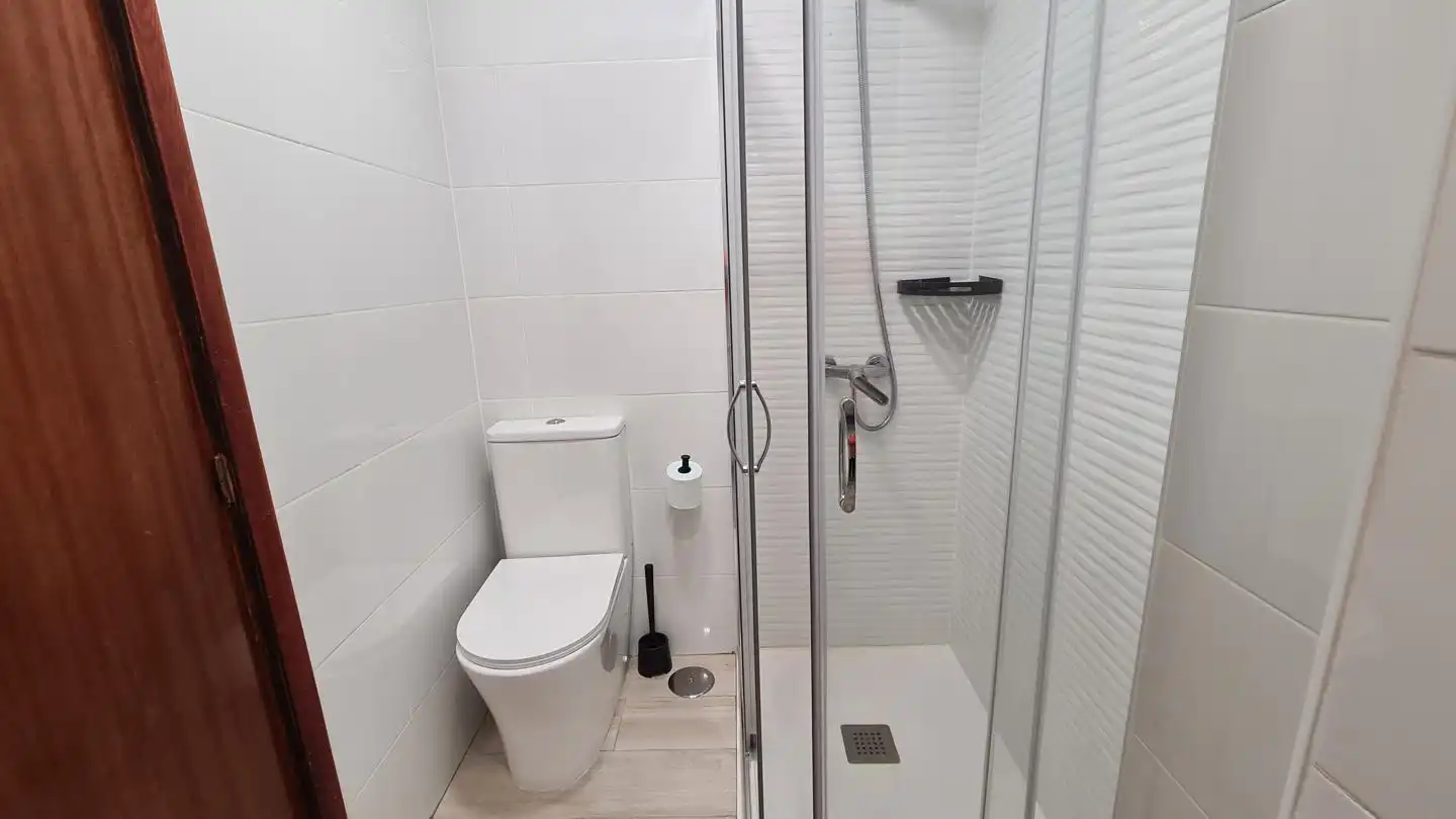 Bany de Casa o xalet en venda en La Adrada  amb Terrassa