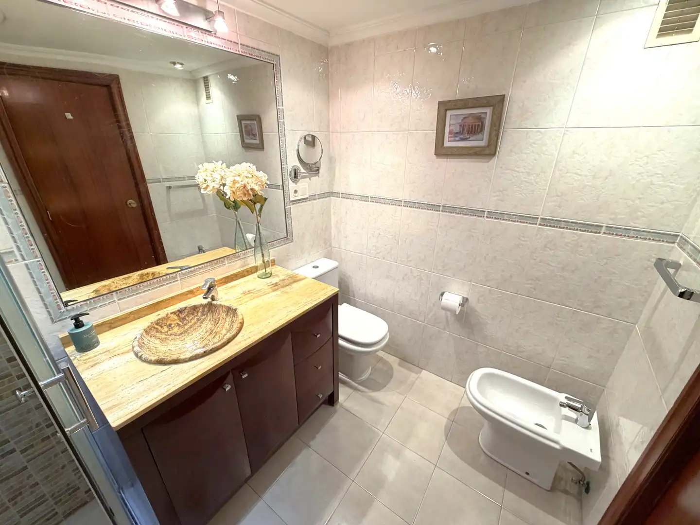 Baño de Piso de alquiler en Alicante / Alacant con Aire acondicionado, Terraza y Amueblado