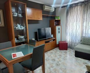 Living room of Flat for sale in  Zaragoza Capital  with Air Conditioner