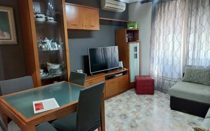 Living room of Flat for sale in  Zaragoza Capital  with Air Conditioner