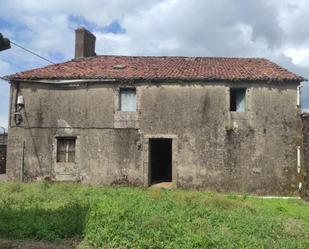 Vista exterior de Casa o xalet en venda en Santiago de Compostela  amb Jardí privat