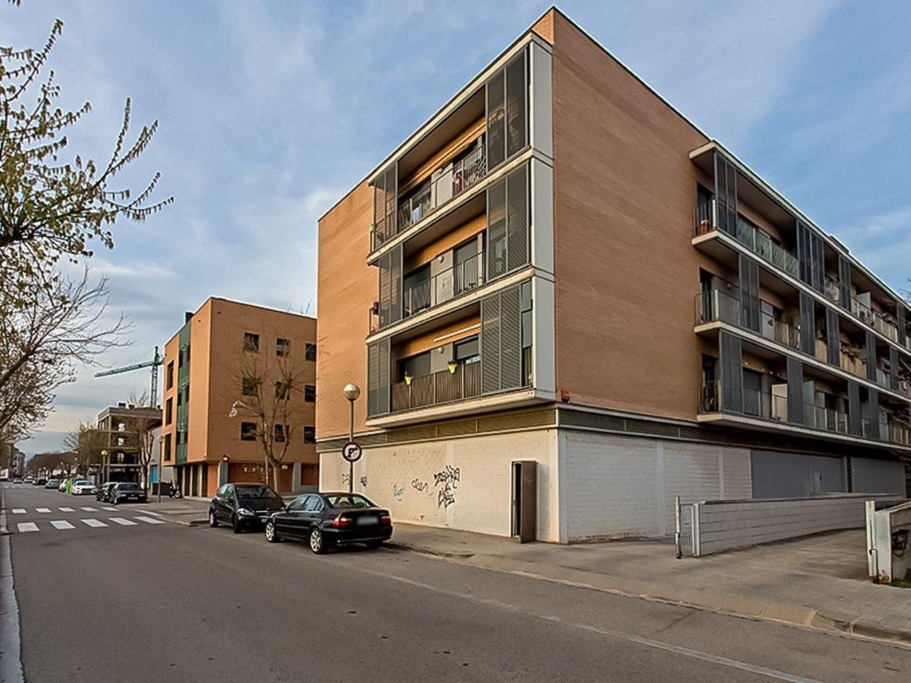 Vista exterior de Local en venda en Palau-solità i Plegamans