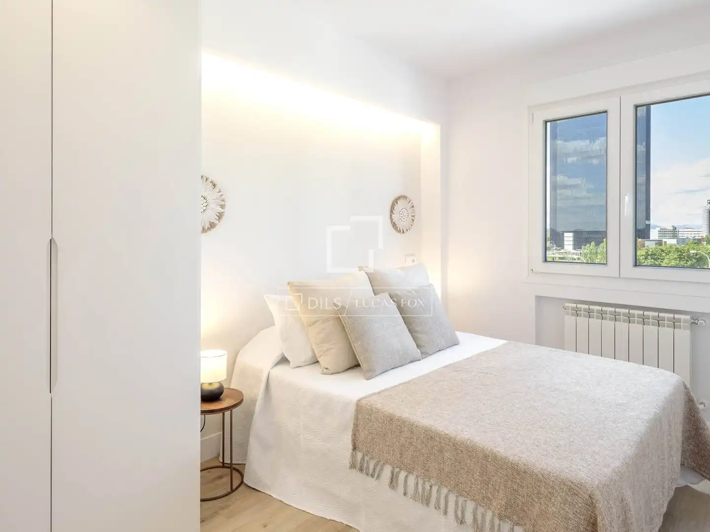 Bedroom of Flat for rent in Madrid  with Air Conditioner and Furnished