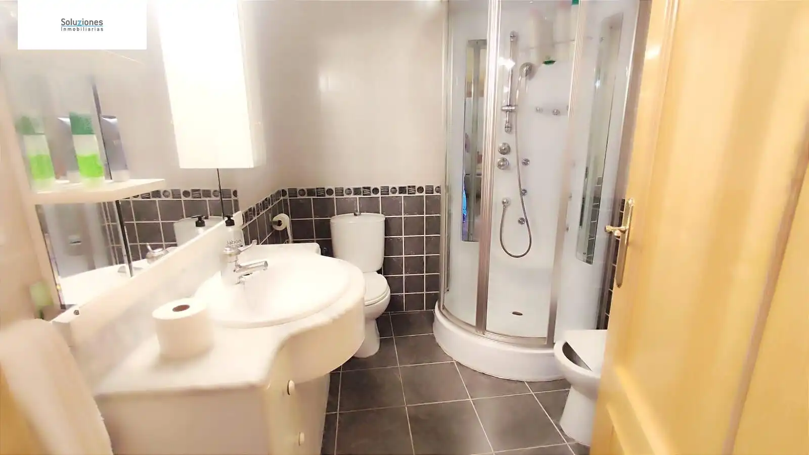 Baño de Finca rústica en venta en Casas de Lázaro con Calefacción