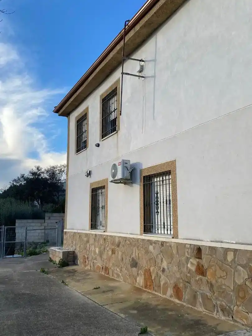 Vista exterior de Casa o chalet en venta en Almodóvar del Río con Aire acondicionado y Piscina