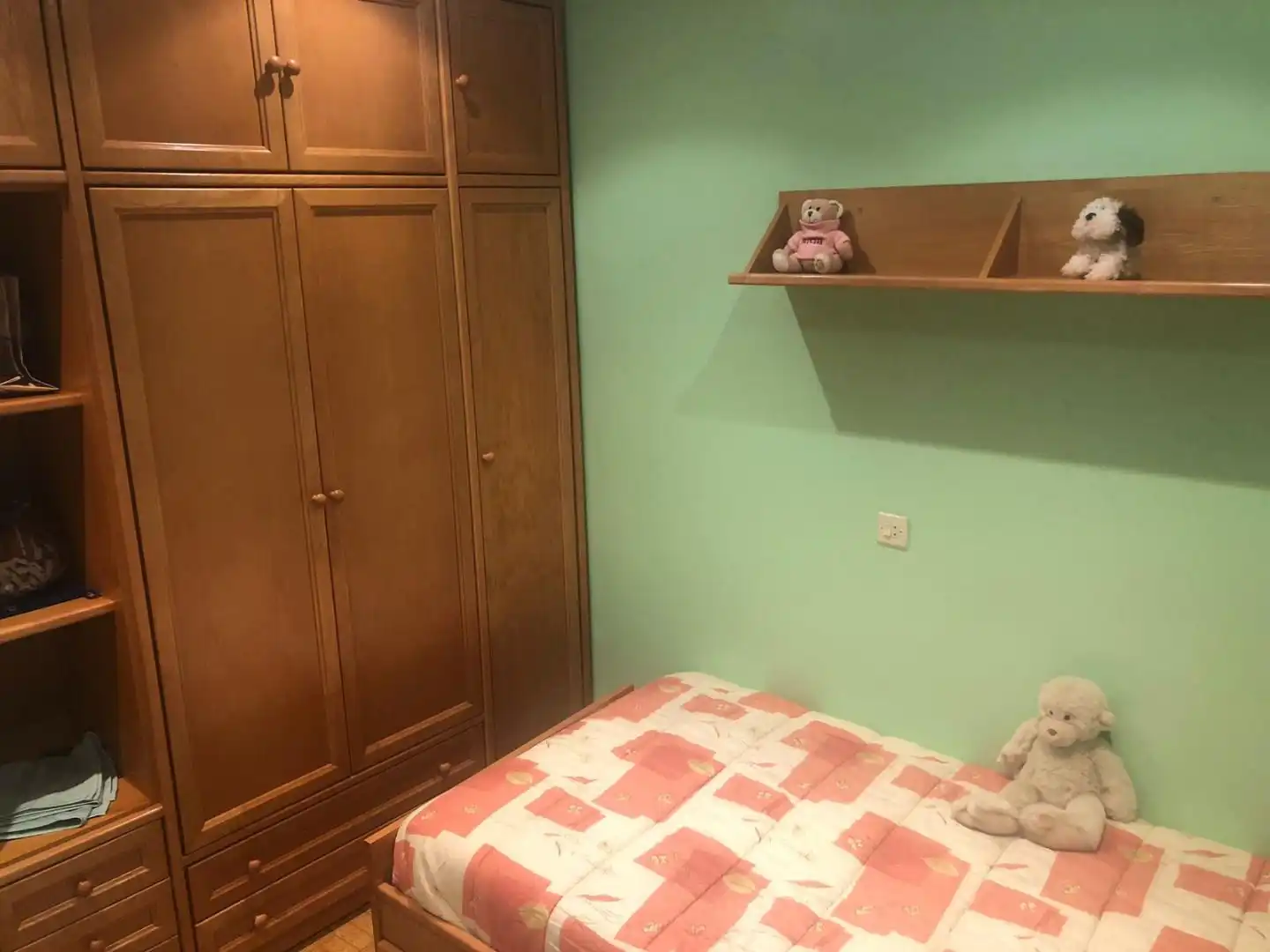 Flat for rent in Plaza de la Soledad, Cimadevilla