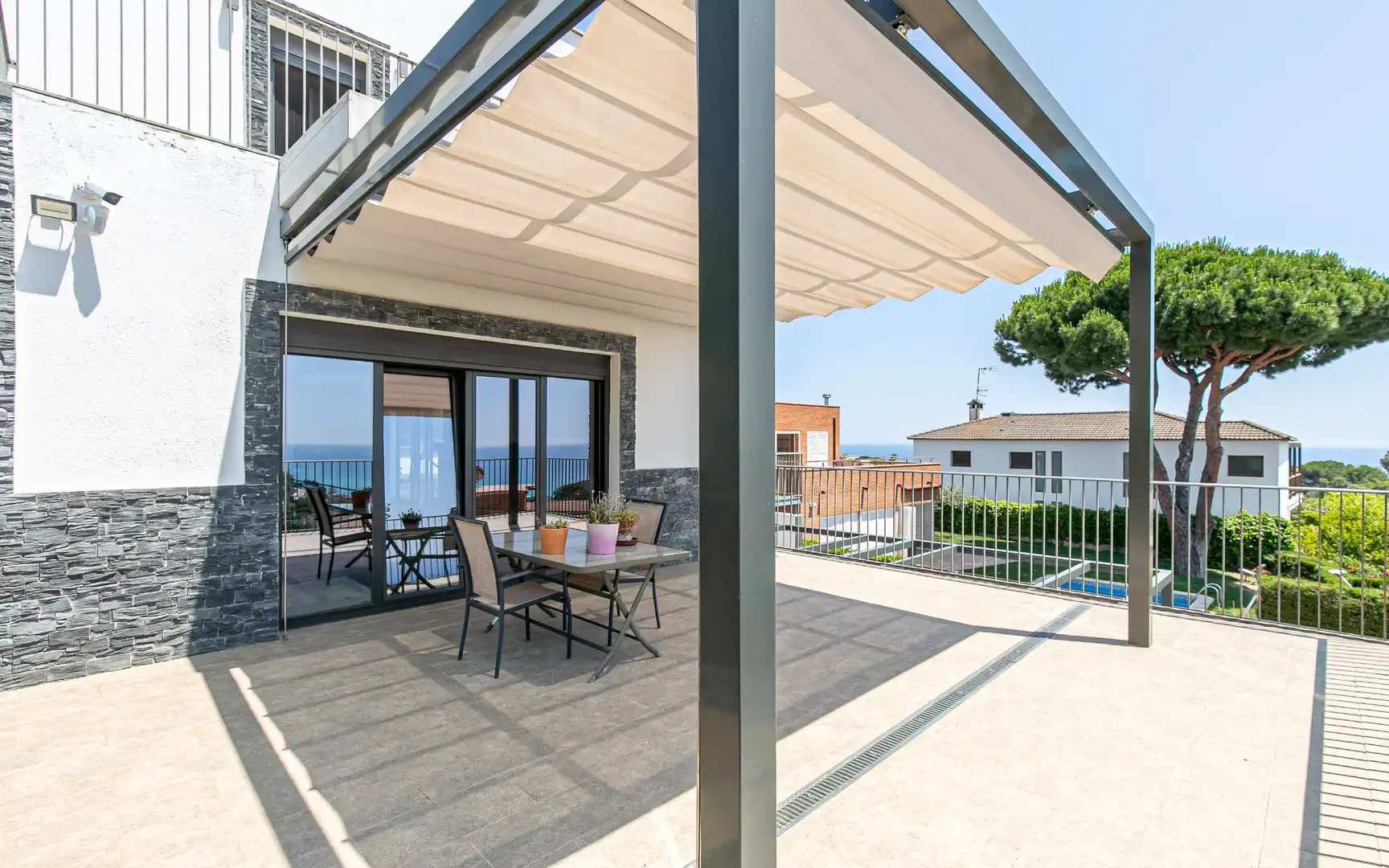 Terrassa de Casa o xalet en venda en Caldes d'Estrac amb Aire condicionat, Calefacció i Jardí privat