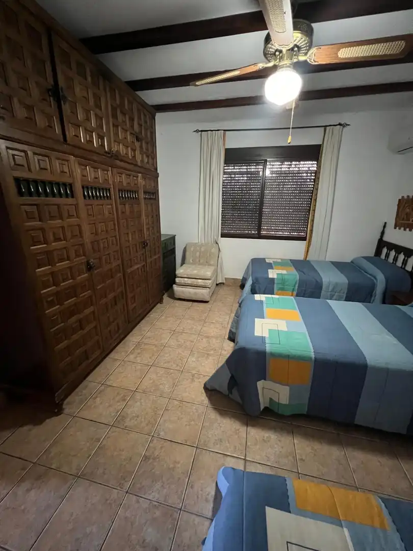 Habitación de Casa o chalet de alquiler en Baena con Aire acondicionado, Jardín privado y Terraza
