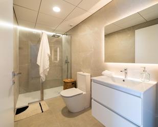Bathroom of Flat for sale in Santa Pola  with Air Conditioner, Terrace and Swimming Pool