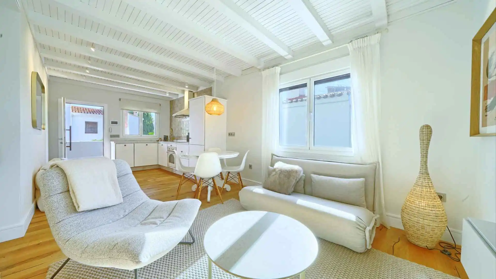 Sala de estar de Casa adosada en venta en Marbella con Aire acondicionado, Jardín privado y Terraza
