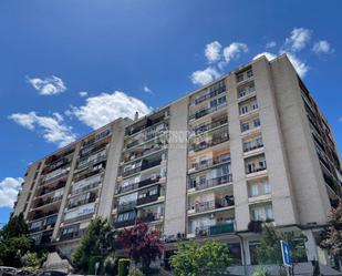 Exterior view of Study for sale in  Madrid Capital  with Air Conditioner, Heating and Community pool