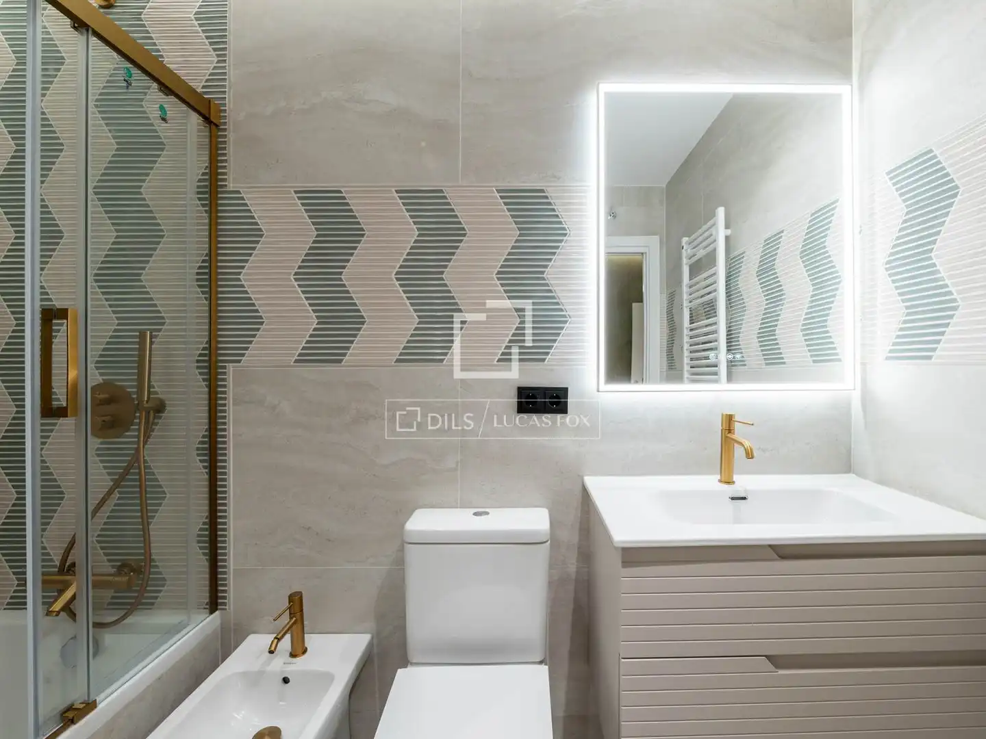 Baño de Piso en venta en Madrid con Aire acondicionado, Calefacción y Parquet