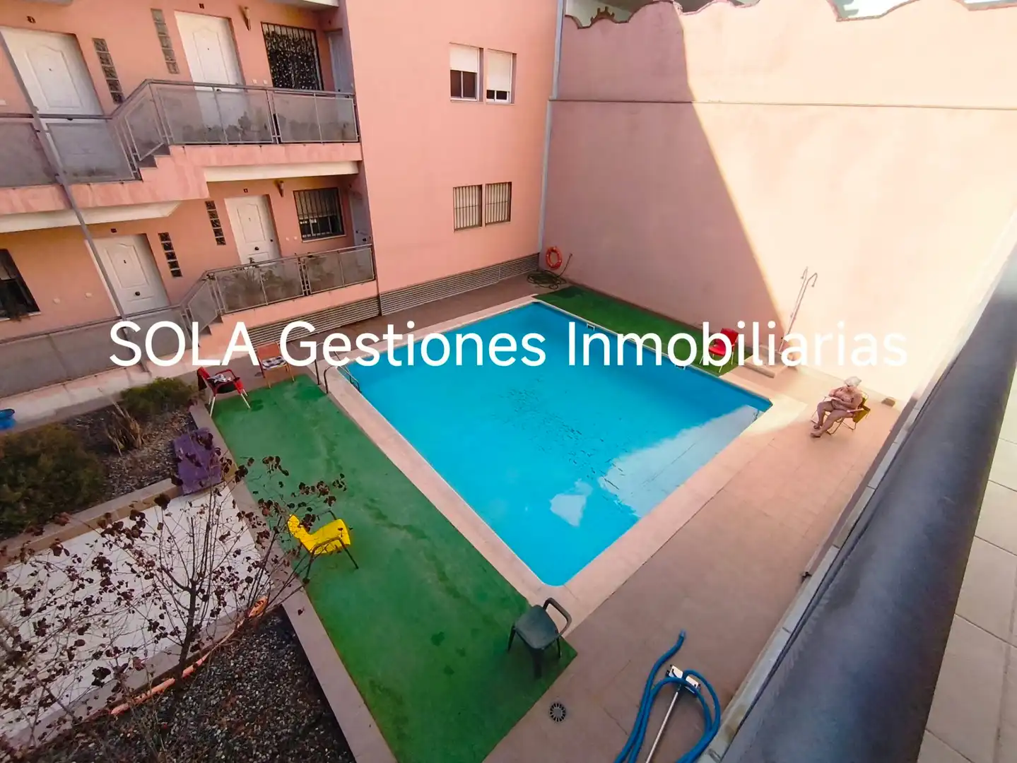 Swimming pool of Flat for sale in Torreperogil, Jaén