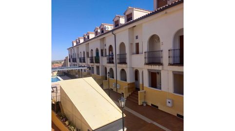 Se vende Dúplex en Ruidera. Edificio residencial con piscina, garaje y trastero, imagen 3