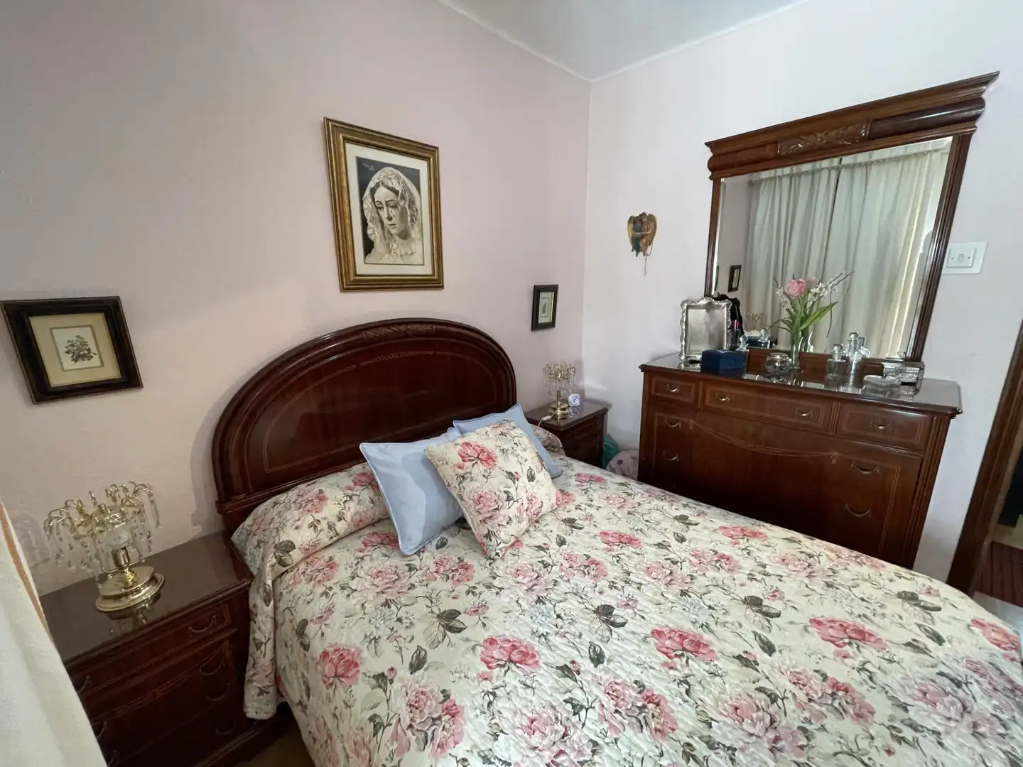 Habitación de Piso en venta en Camas con Aire acondicionado, Terraza y Amueblado