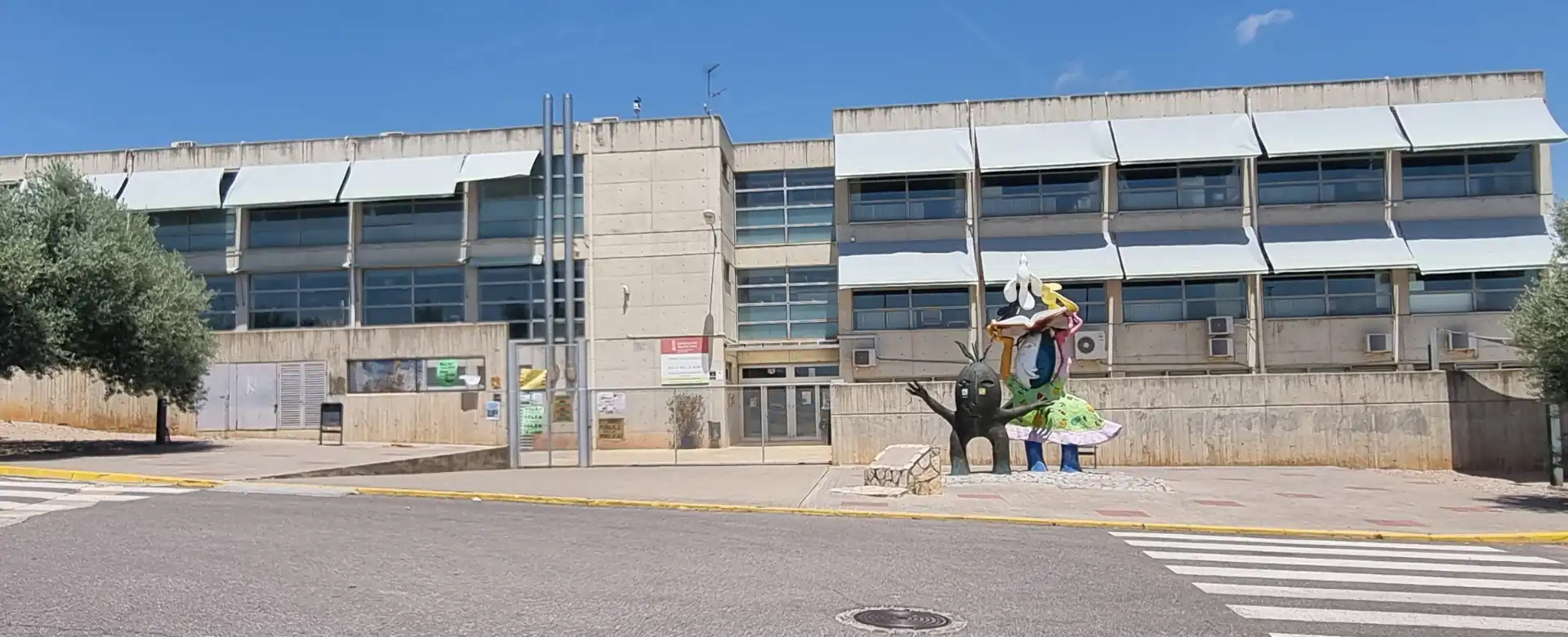 Vista exterior de Edificio en venta en Vall d'Alba con Piscina comunitaria